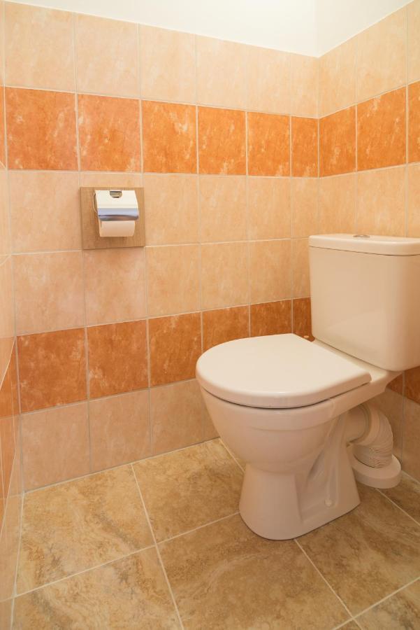 Nice Home To Stay At Prague Close To Castle With Terrace And Garden Bagian luar foto